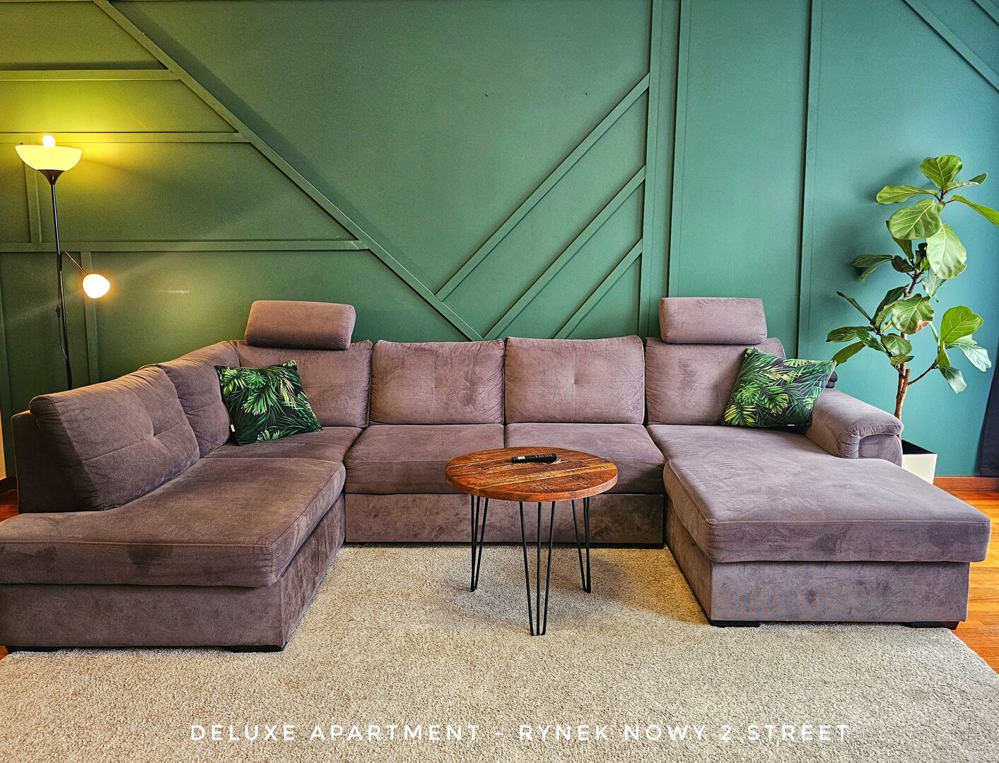 Apartament typu Deluxe – ul. Rynek Nowy 2 